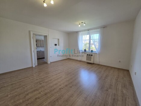 Pronájem bytu 1+1, 40 m2 se zahradou, Šumperk, ul. Myslbekova
