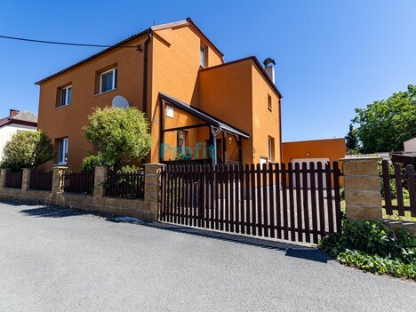 Prodej rodinného domu v obci Postřelmov, 676 m2